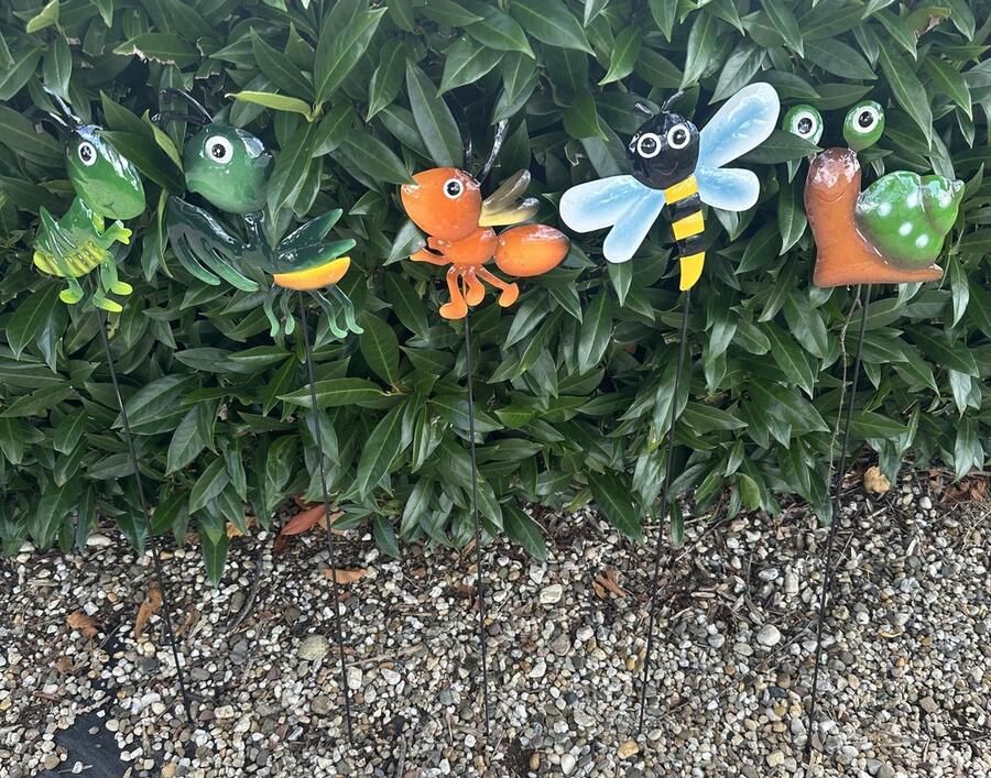 Impuls Metalen deco tuinstekers Insecten en Slak Set van 5 stuks kleuren hoogte 60 x 15 x 1 cm Tuinaccessoires Tuindecoratie Tuinstekers