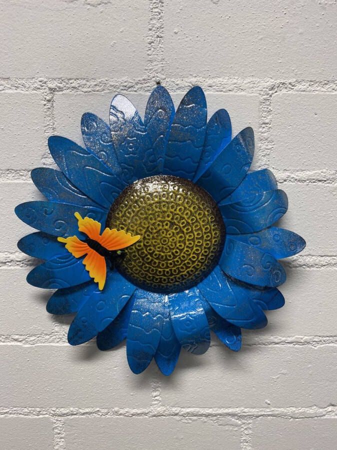 Impuls Metalen bloem wanddecoratie Blauw + vlinder Dia 31 cm Voor binnen en buiten Wanddecoratie