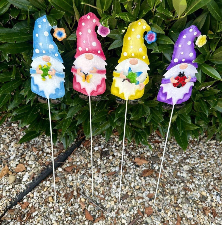 Impuls Metalen deco tuinstekers Kabouters Set van 4 stuks meerkleurig hoogte 60 x 9 x 1 cm Tuinaccessoires Tuindecoratie – Tuinstekers