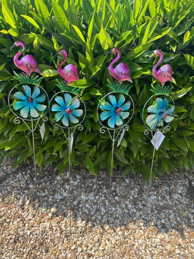 Impuls Metalen deco tuinstekers met windmolen flamingo's- Set van 4 stuks kleuren hoogte 61 x dia 10.5 x 3.8 cm Tuinaccessoires Tuindecoratie Tuinstekers
