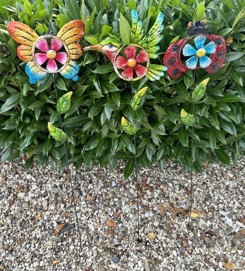 Impuls Metalen deco tuinstekers met windmolen Lieveheersbeestje kolibri & vlinder- Set van 3 stuks kleuren hoogte 78 x 15 x 1 cm Tuinaccessoires Tuindecoratie Tuinstekers