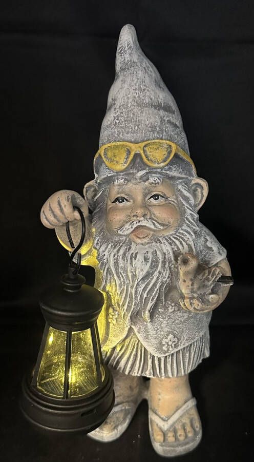 Impuls Polyresin solarlamp kabouter met gele bril en lantaarn meerkleurig met 1 LED Staand model hoogte 20 x 12 x 7 cm Tuindecoratie Tuinverlichting