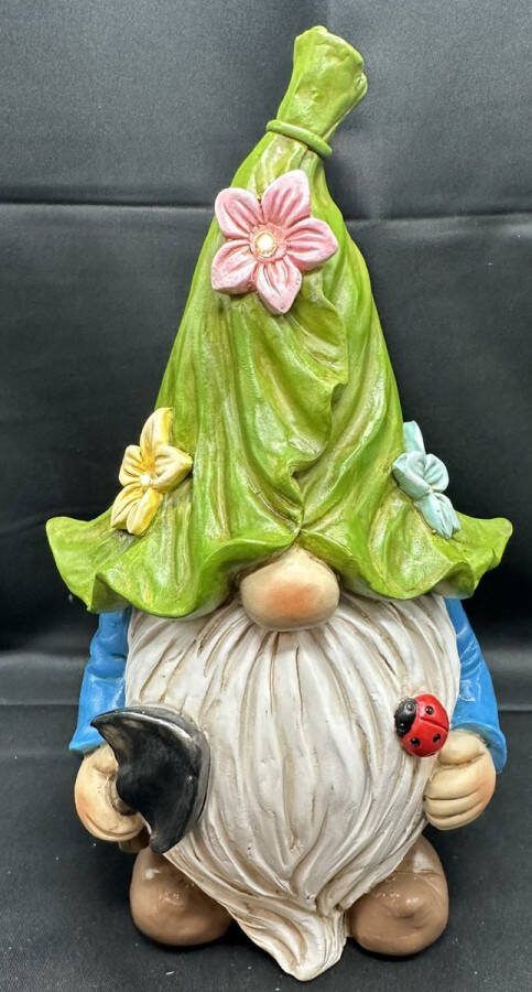 Impuls Polyresin solarlamp Kabouter met groene bloemen muts en schep meerkleurig + blauw met LED staand model hoogte 19 x 14 x 12 cm Tuindecoratie Tuinverlichting
