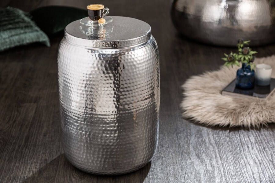 Invicta Interior Handgemaakte bijzettafel ORIENT STORAGE 50cm zilver gehamerd ontwerp met ronde opbergruimte 40234