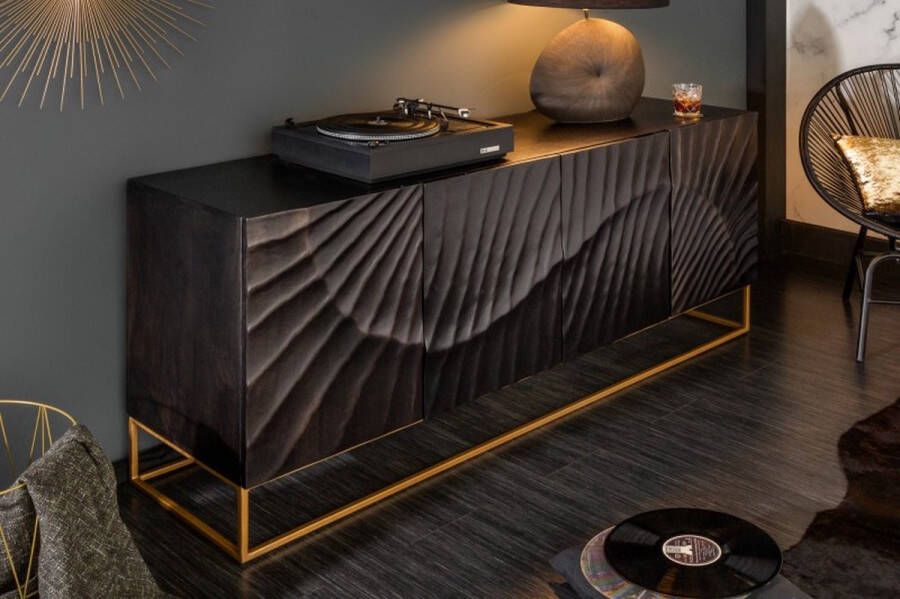 Invicta Interior Massief dressoir SCORPION 177 cm zwart mangohout met gedetailleerd 3D-snijwerk 39232