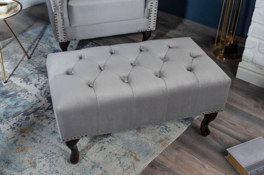 Invicta Interior Chesterfield voetenbank 80cm zilvergrijs met knoopstiksels en klinknagels 39850