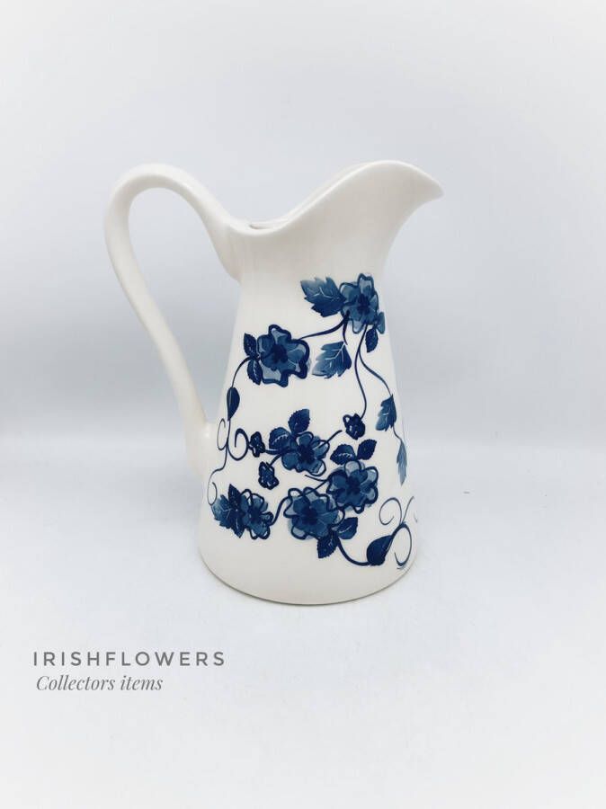 Irishflowers Schenkkan Vaas Keramiek Villa Pottery Voorjaar Decoratie Woondecoratie Waterkan Dutch blue 9