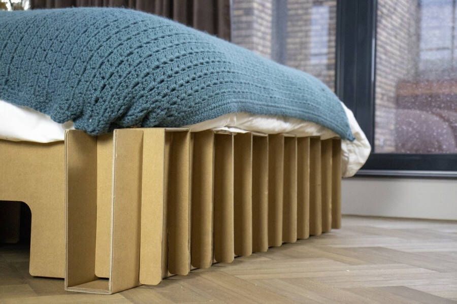 KarTent Kartonnen Boog Bed Matras: 120 x 210 cm (210x120x30 cm bed: 126 x 205cm) Kartonnen meubels Bedbodem