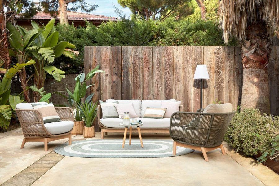 Kave Home Catalina fauteuil gemaakt met groen touw en FSC massief acaciahout