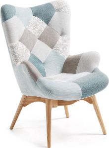 Kave Home Fauteuil Kody met patchwork-design blauw en poten van massief essenhout