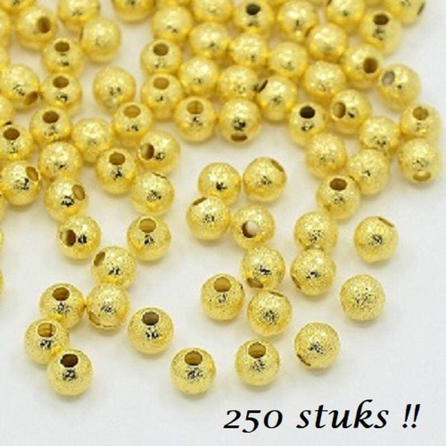 Kingsley-hobby.com Metalen spacer kralen stardust goud 4mm rijggat 1mm. Per 250 stuks