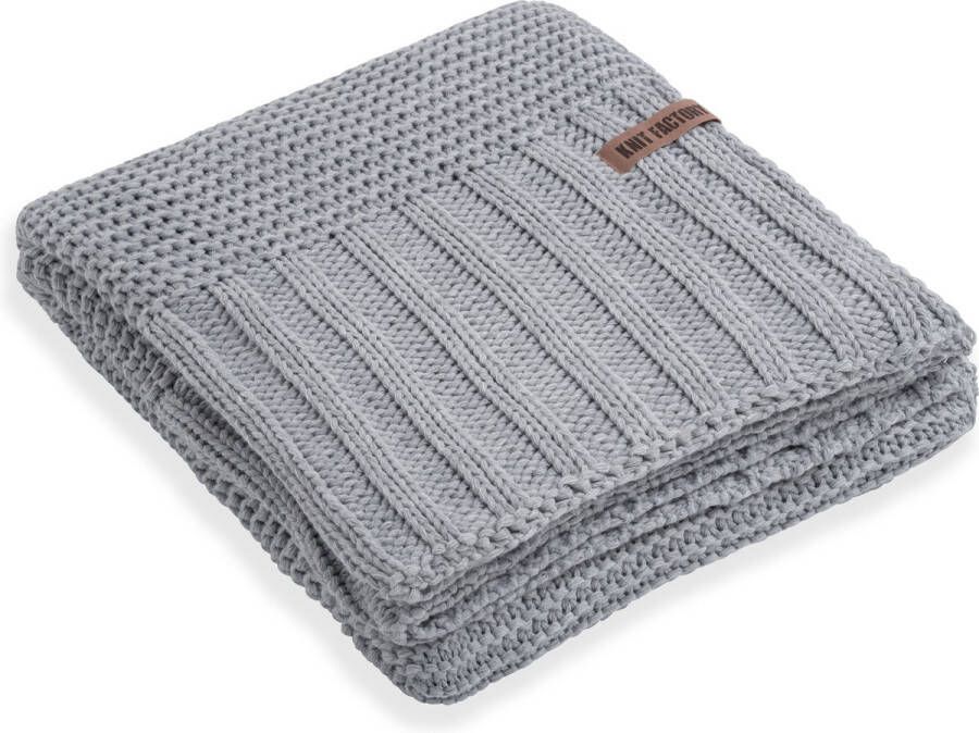 Knit Factory Vinz Gebreid Plaid XL Woondeken plaid Wollen deken Kleed Licht Grijs 195x225 cm