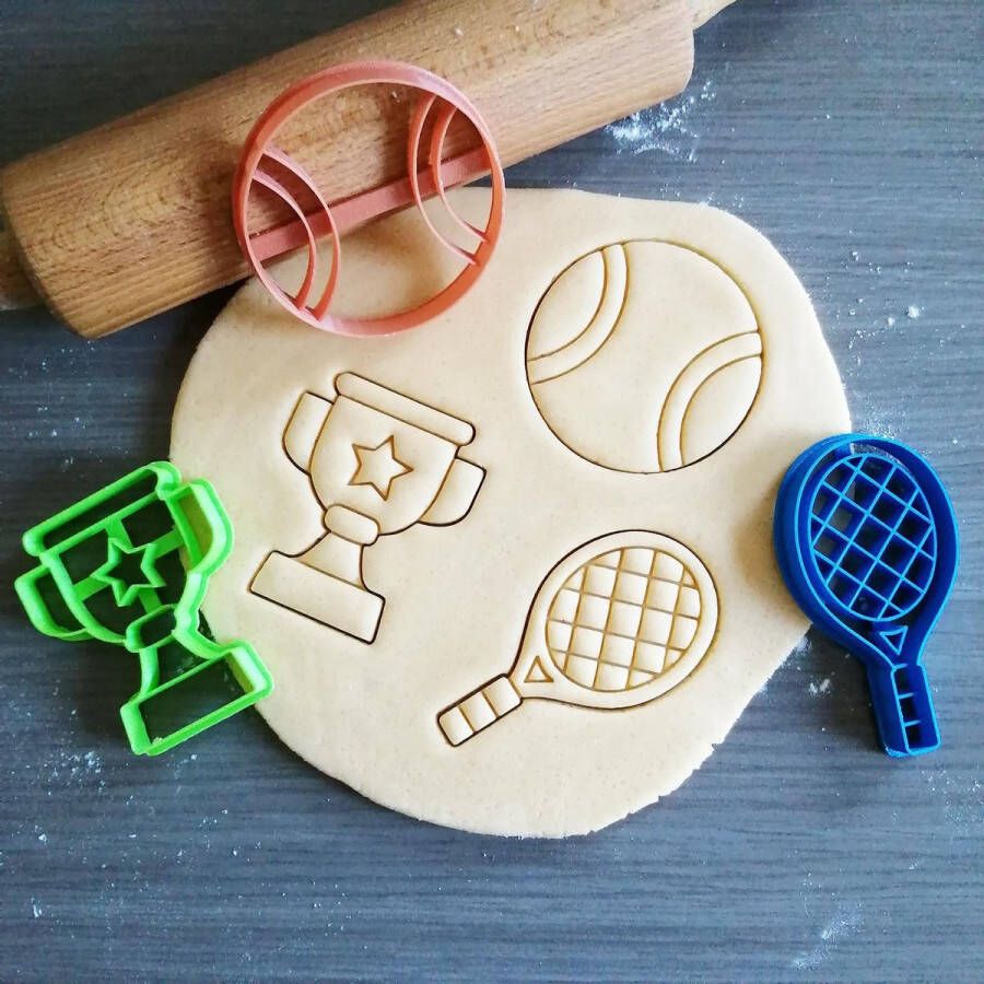 Koekjesvorm | 3-delige set | Tennis| Tennisracket Tennisbal Trofee | Cookie cutter | Uitsteekvorm | Bakvorm | 8cm