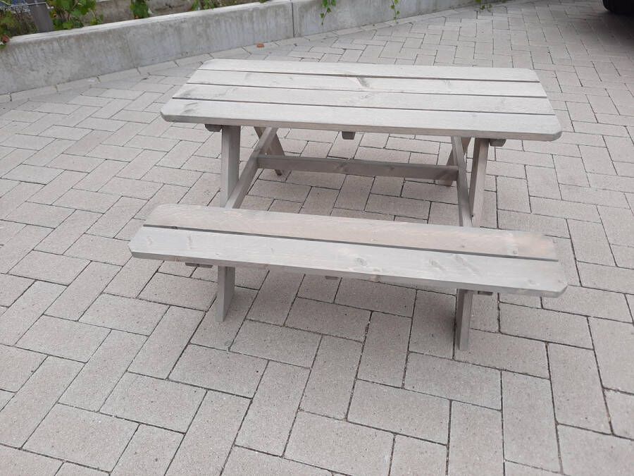 KSM-Steigerhout Kinderpicknicktafel “Nikki” van Grey Wash steigerhout geschikt voor 2 tot 4 kinderen