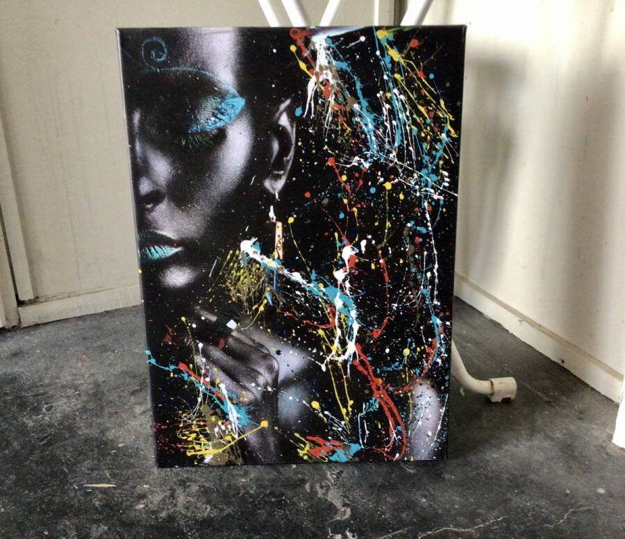 Kunstgalerij Vitma-art Afrikanse vrouw- Katoenen canvasdoek op houten frame- gemengde techniek print + acrylverf-70x50cm klaar om op te hangen