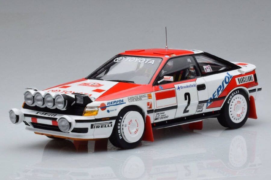 Kyosho Het 1:18 gegoten model van de Toyota Celica GT-Four ST165 #2 van de Safari Rally van 1990. De coureurs waren C. Sainz en L. Moya. De fabrikant van het schaalmodel is . Dit model is alleen online verkrijgbaar