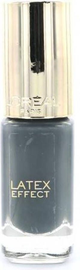L Oréal Paris L'Oréal Paris Color Riche Le Vernis 888 Mademoiselle Grey Grijs Nagellak