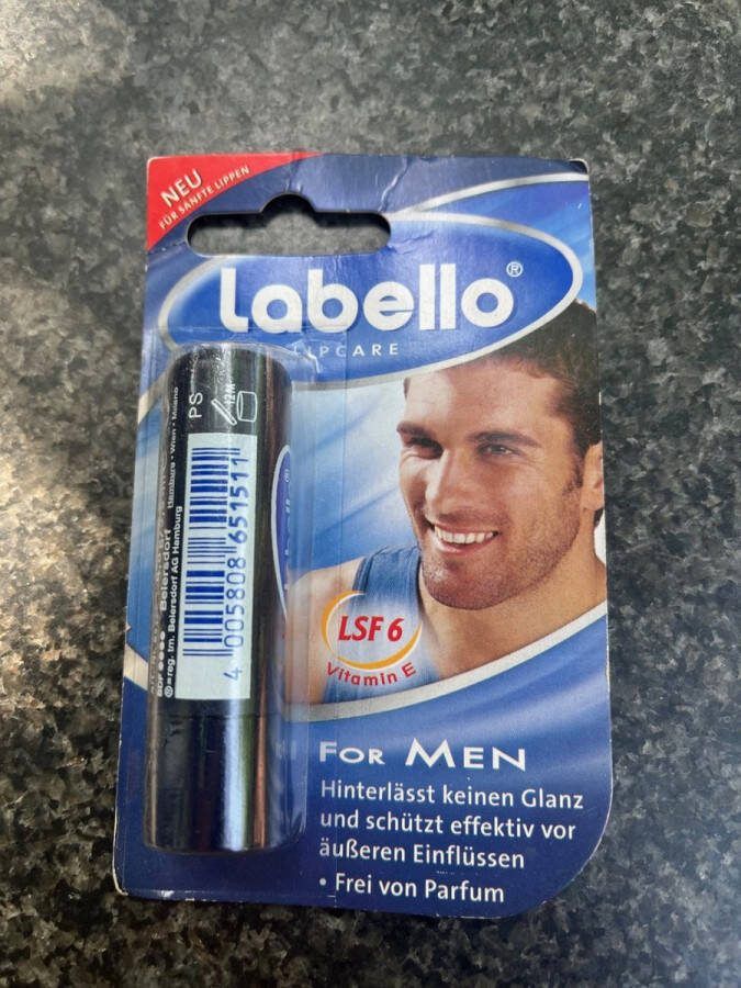 Labello FOR MEN LSF 6 VITAMIN E