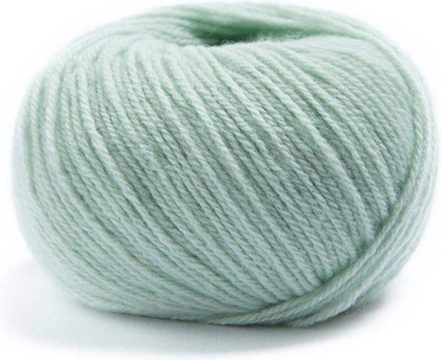 Lamana Como 100 % Merino Superfine garen Wordt per 5 stuks verkocht -120 m. 25 gr. Kleur : Linden Green (38)