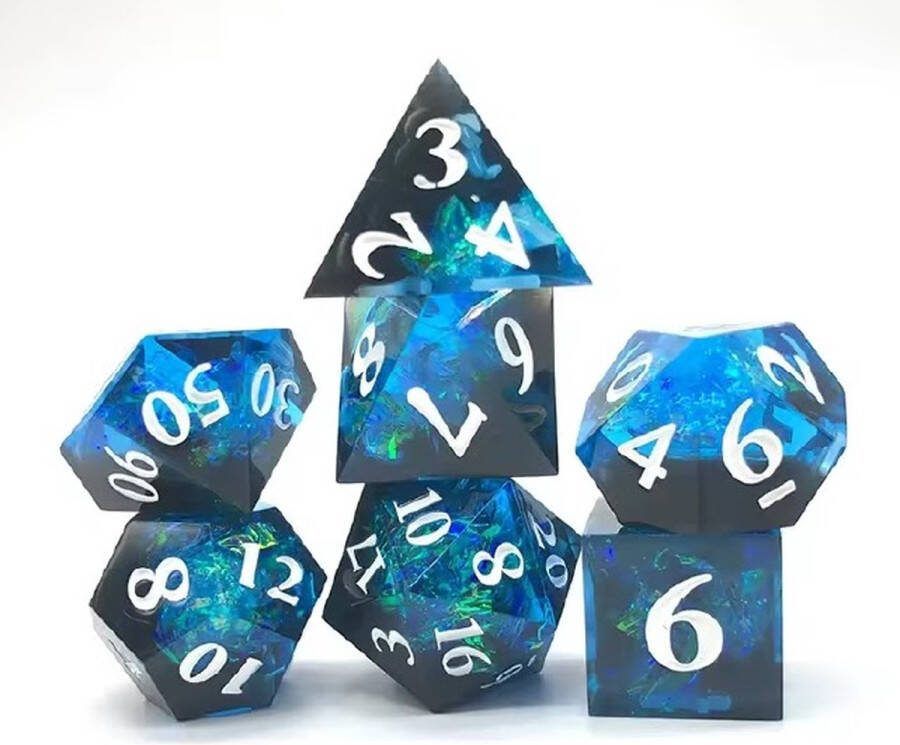 Lapi Toys Dungeons and Dragons dobbelstenen DnD Dice Polydice Dobbelstenen Dungeons Dragons D&D dobbelstenen DnD Dice Set 1 set (7 stuks) Met ogen Sharp Edge Resin Blauw Groen