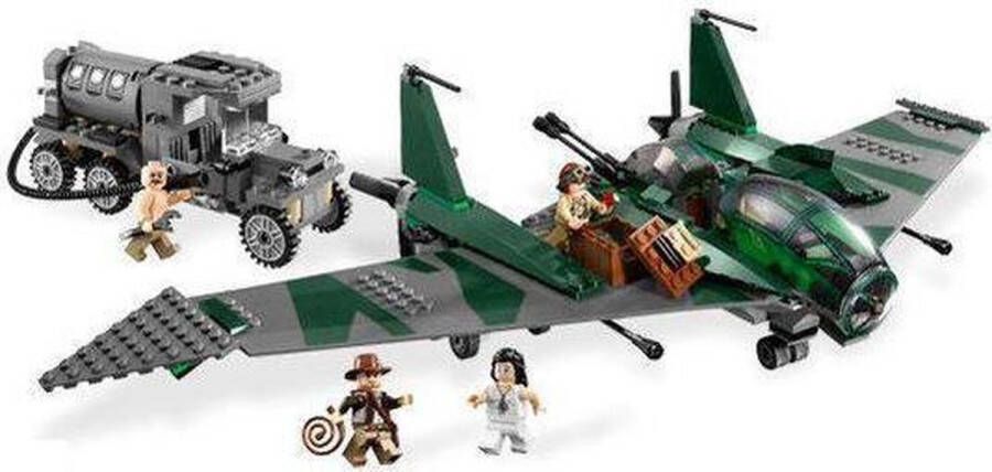 LEGO Indiana Jones Gevecht op de Flying Wing 7683