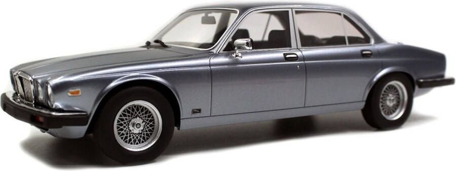 LG LS COLLECTIBLES Jaguar XJ6 1982