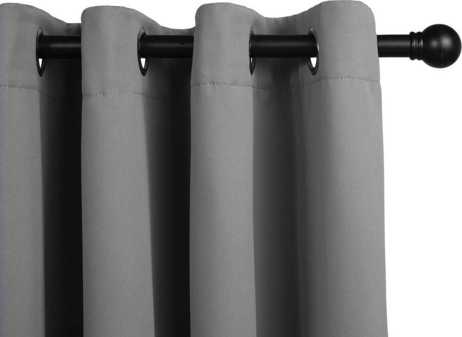 Lifa-Living Gordijn Zilvergrijs Verduisterend & Geluidswerend Black-Out Verduisteringsgordijnen met Ringen 100% Polyester 150 X 250 cm Kant en Klaar 1 Stuk