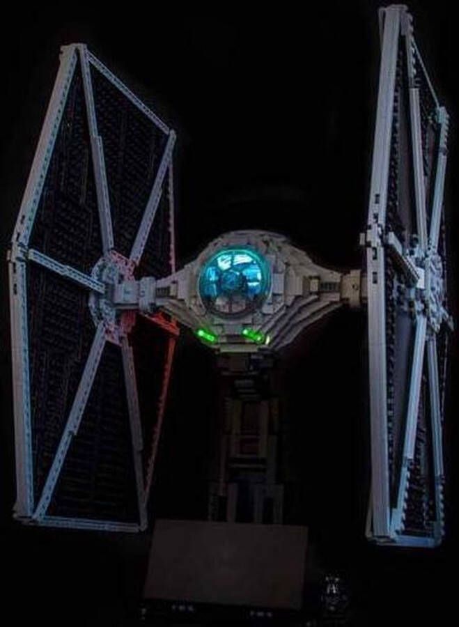 Light My Bricks -Verlichtings Set geschikt voot LEGO Star Wars UCS Tie Fighter 75095