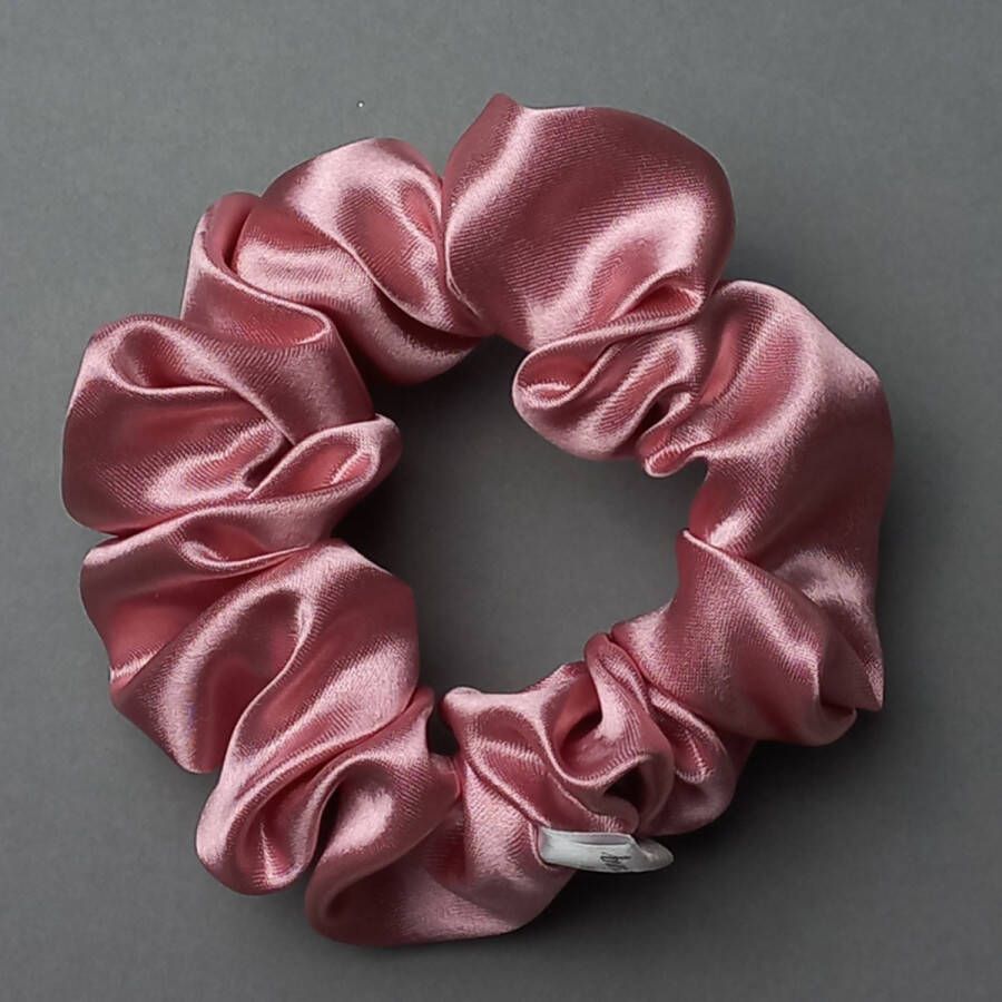 Lisette's Imagineering Scrunchie Satin Pink