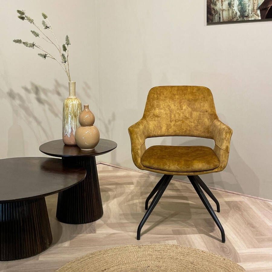 Livingfurn | Eetkamerstoel Capp Oker Velvet | Zitmeubels eetkamer | Armstoel