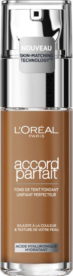 L Oréal Paris Accord Parfait Foundation 8R C Natuurlijk Dekkende Foundation met Hyaluronzuur en SPF 16 30 ml