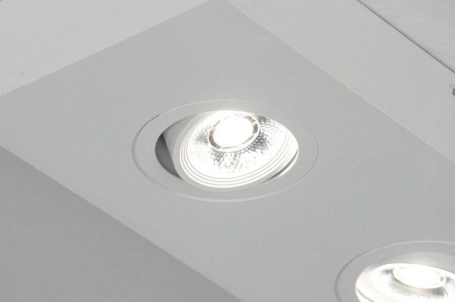 Lumidora Opbouwspot 73304 2 Lichts Ingebouwd LED 6.0 Watt 600 Lumen 2700 Kelvin Wit Metaal Badkamerlamp