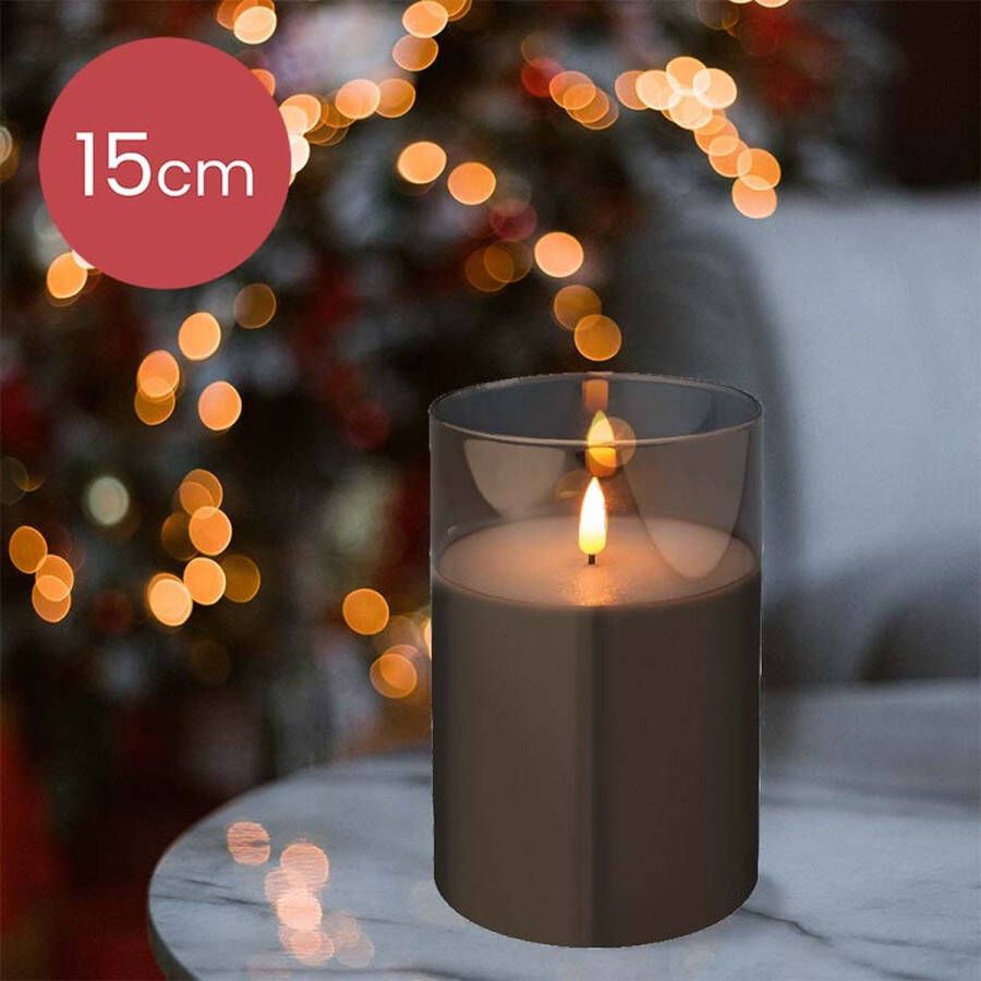 Lumineo LED kaars cedar bruin met rook grijs glas en vlam effect 10 x 15cm voor binnen