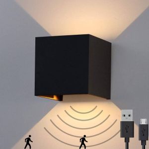 Luminize Oplaadbare lamp draadloze wandlamp binnen nachtlamp bewegingssensor trapverlichting GEEN stroom nodig USB oplaadbaar Magnetisch 2700K 10x10cm zwart
