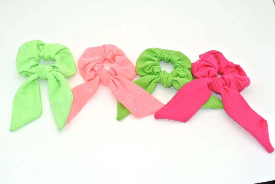 Made by Lova Scrunchies 4 stuks meisjes handgemaakt strik haarelastiek kleuren haaraccessoire