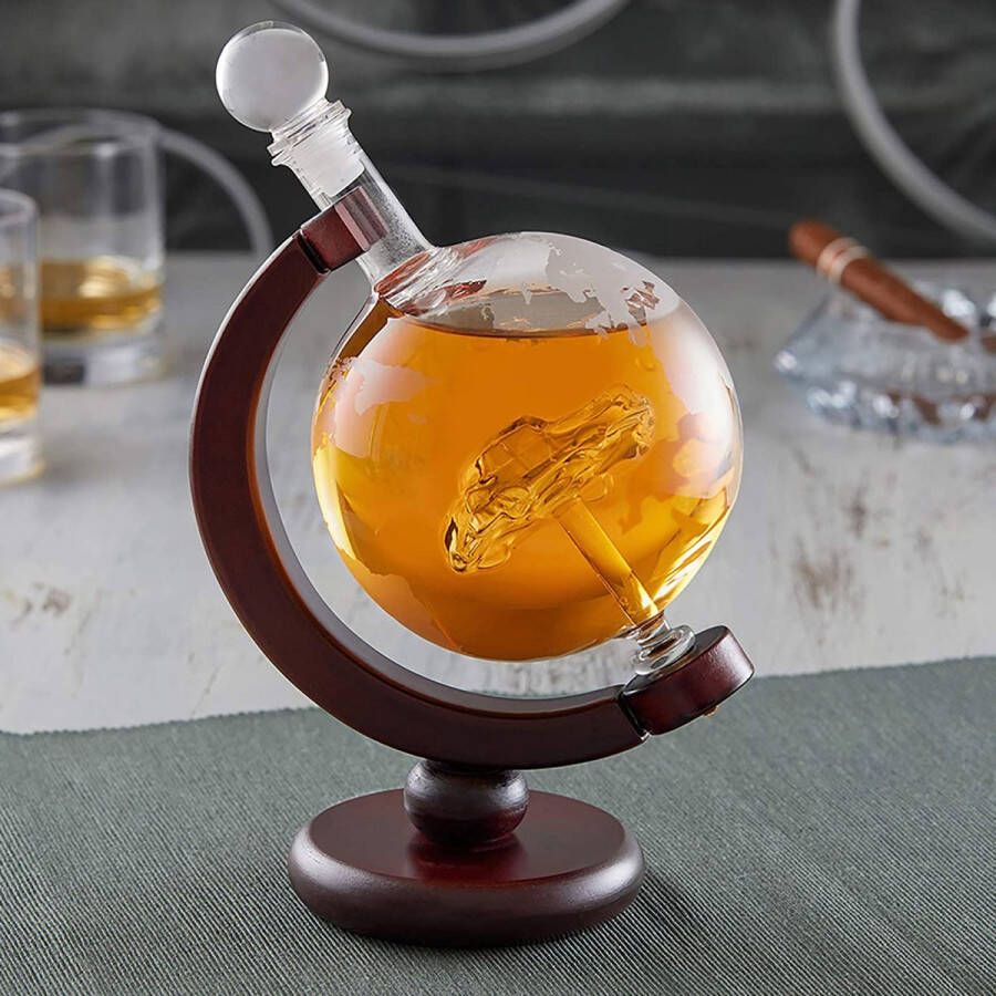 Mana&peals Whisky and Cognac Planet decanter