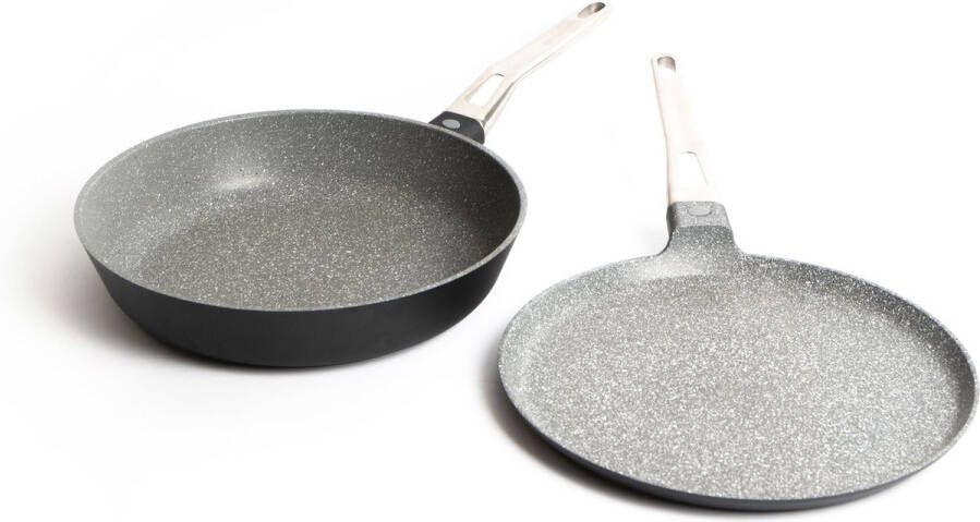 Masterclass 2-delige inductie veilige en anti-aanbak gietaluminium pannenset met 28cm koekenpan en 28cm crêpepan