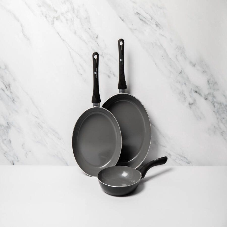 Masterclass 3-delige Can-to-Pan gerecycled aluminium en keramische koekenpannenset met 3x anti-aanbak koekenpannen in de maten 20 cm 24 cm en 28 cm