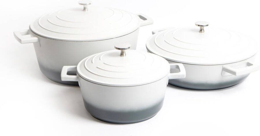 Masterclass 3-delige Kookgerei Set van Grijze Ombre anti-aanbak gietaluminium braadpannen 20cm 2.5L 28cm 4L en 28cm 5L In geschenkverpakking