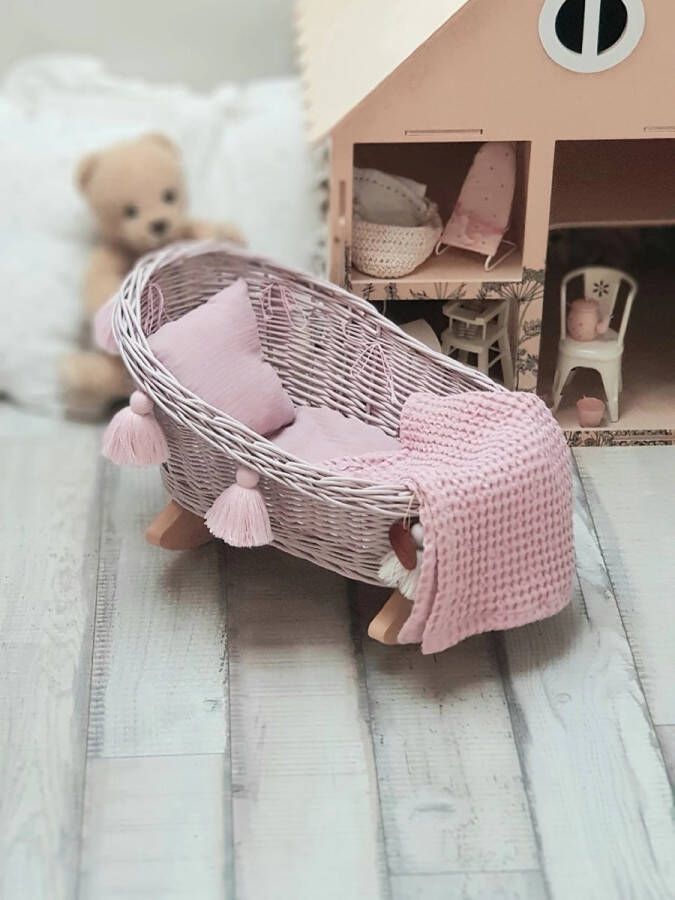 Maxi Maja Poppenbed Wieg Rieten Vies roze Handgemaakt