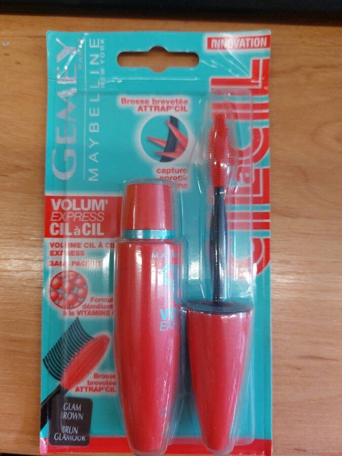 Maybelline Maybeline mascara volume express bruin