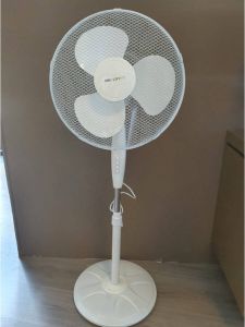 MC Living Staande vloer ventilator | Verstelbare ventilator | USSF-718D3 | Kleur Wit