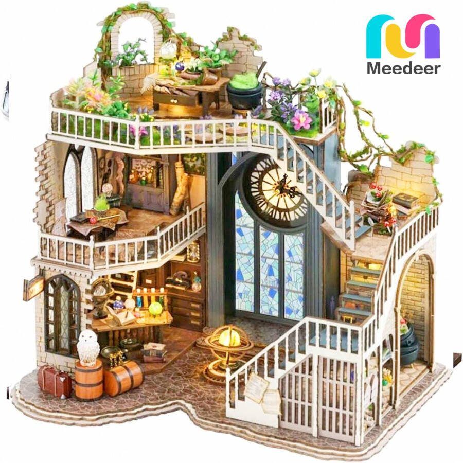 Premium Miniatuur XXL bouwpakket DIY magiërshut model- Met Stofkap Miniatuur bouwpakket-miniatuur poppenhuis-handgemaakt houten model-Met LED verlichting- 23x16x23cm- Poppenhuis – Voor 14 jaar +