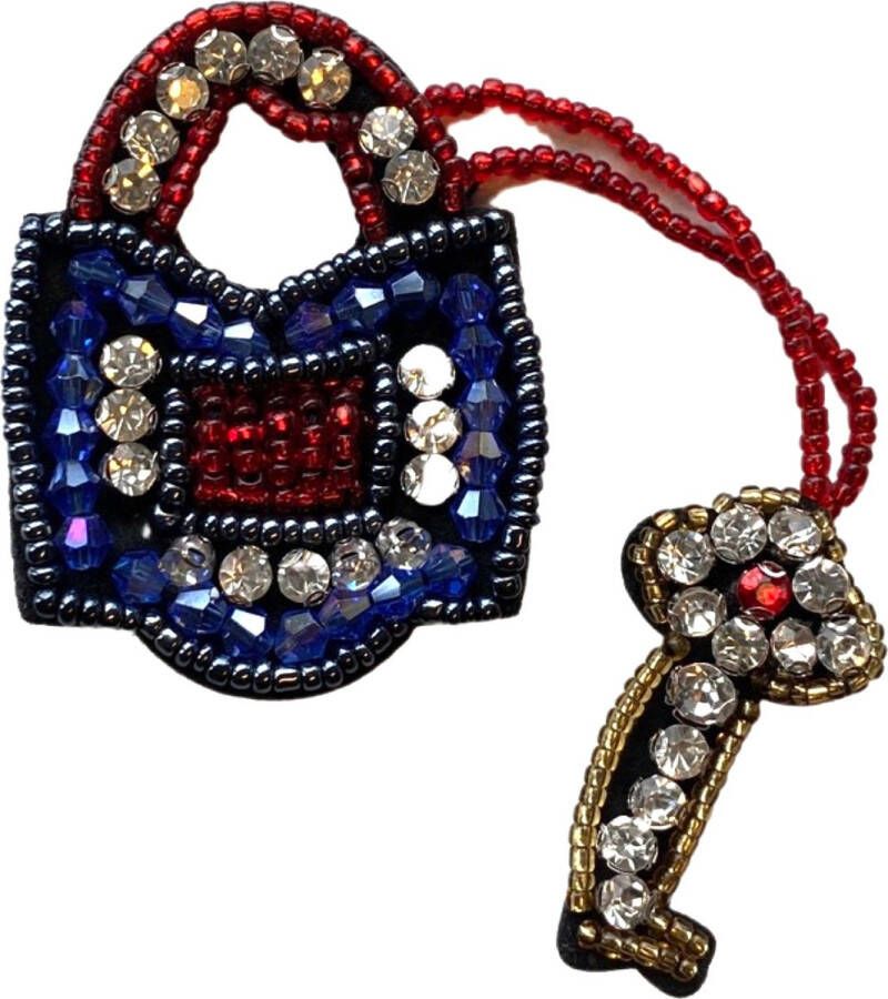 MegaMooi.nl Hangslot Sleutel Strass Kralen Opnaai Fashion Part 4.1 cm 5.5 cm Blauw Rood Goud