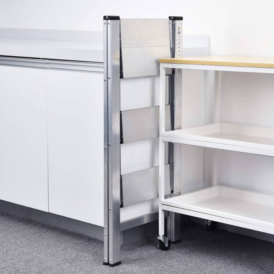 Merklose Trapladder 3 Treden Aluminium Vouwladder Draagbare Slanke Opstapkruk Antislip Veiligheid Opstapje Inklapbaar Trapje Opvouwbaar Huishoudelijke Stap Ladder voor Thuis Keuken Kantoor Zilver