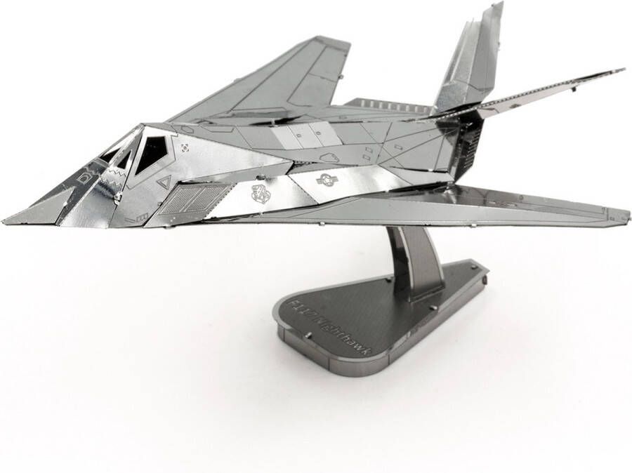 Metal earth F-117 Nighthawk Modelbouwset