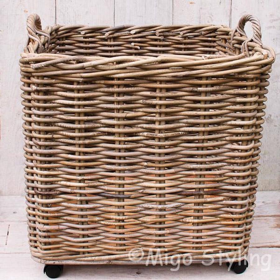 Migo Styling Houtmand Met wielen 60x60xH55 Vierkant Hengsels Riet-Rotan