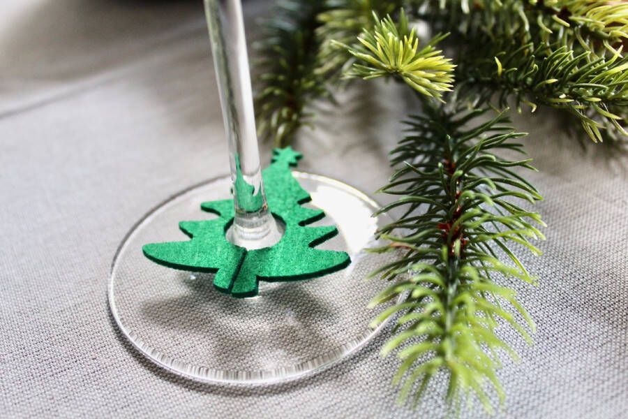 Mijnverzamelboek.nl glasmarkers kerstboom 6 stuks groen tafeldecoratie kerst wijnglas versiering Eetsmaakvol.nl