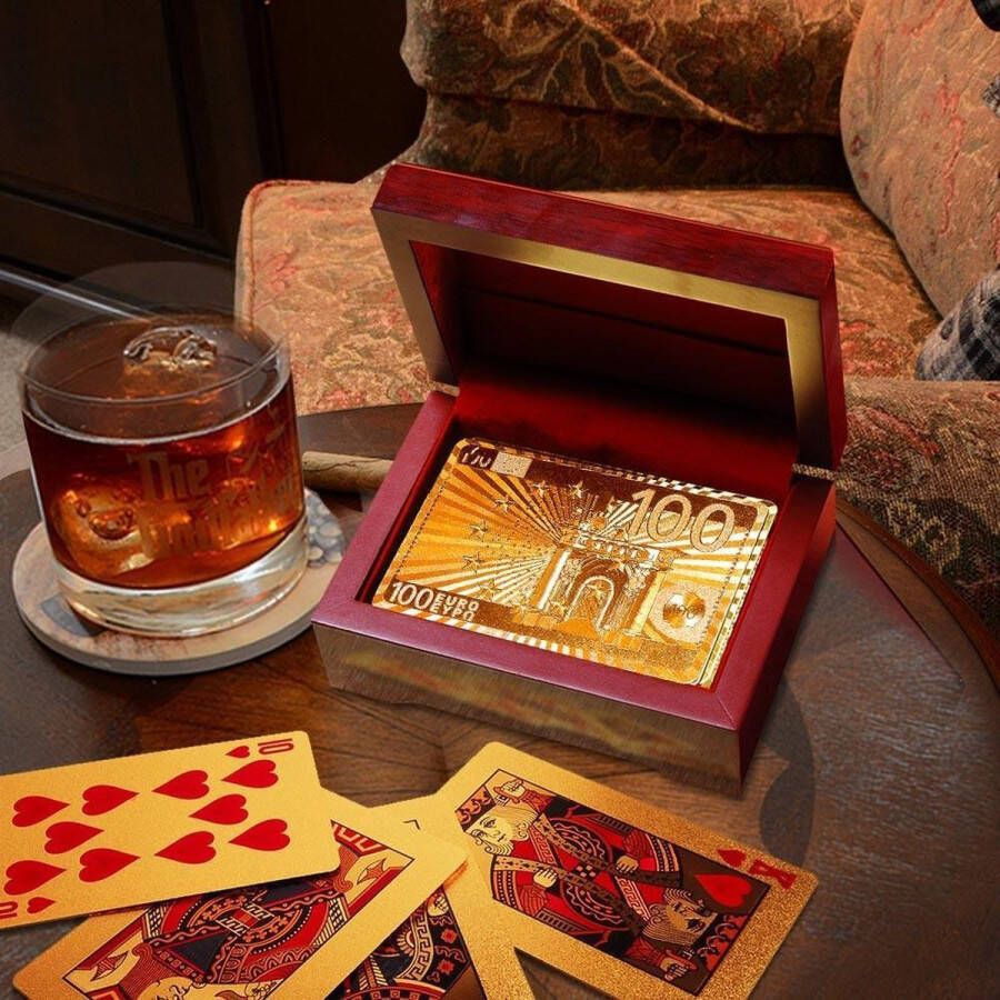 MikaMax Gouden Luxe Speelkaarten Pokerkaarten Incl. houten Bewaardoos 54 Waterdichte Kaarten Complete Set Kaartspellen