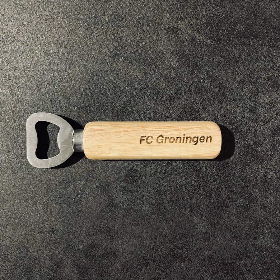 ML95 woodworking Flessenopener FC Groningen